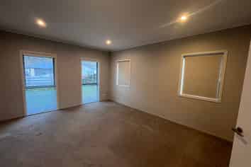 18 Regent Street, Lower Shotover