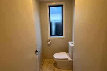 18 Regent Street, Lower Shotover