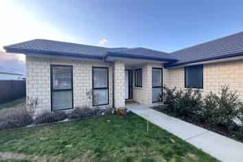 18 Regent Street, Lower Shotover