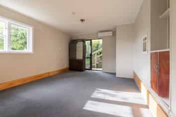 146b  Helston Road, Paparangi