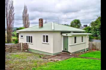 56 Hurndall Street East, Maungaturoto