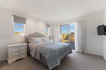 16 Makomako Crescent, Wharewaka