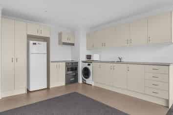 14F 30 Westward Ho, Glen Eden
