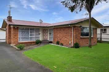 20 Cassidy Street, Hamilton East