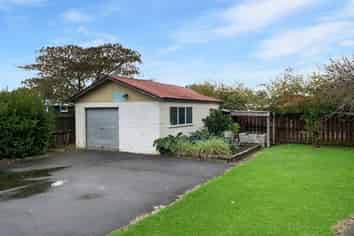 20 Cassidy Street, Hamilton East