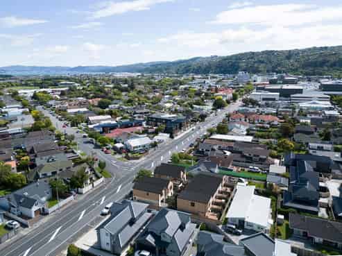 4/123 Knights Road, Central Hutt
