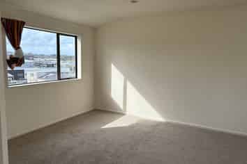 1/9 Woodall Place, Totara Vale