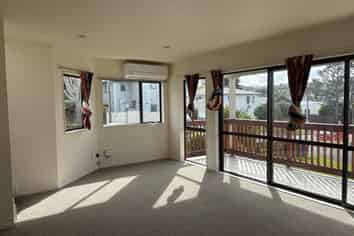1/9 Woodall Place, Totara Vale