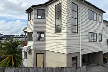 1/9 Woodall Place, Totara Vale
