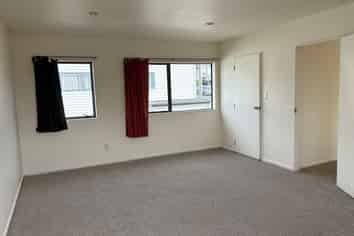 1/9 Woodall Place, Totara Vale