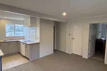 13 Zita Avenue, Matakatia