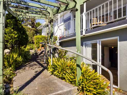 32 Queens Road, Glen Avon