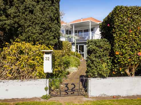 32 Queens Road, Glen Avon