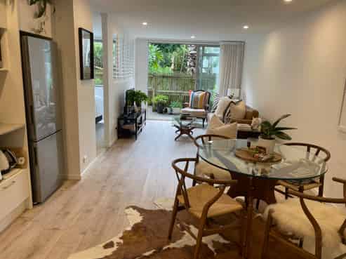 Auckland - Address withheld