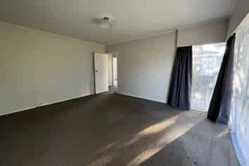 53 Universal Drive, Henderson