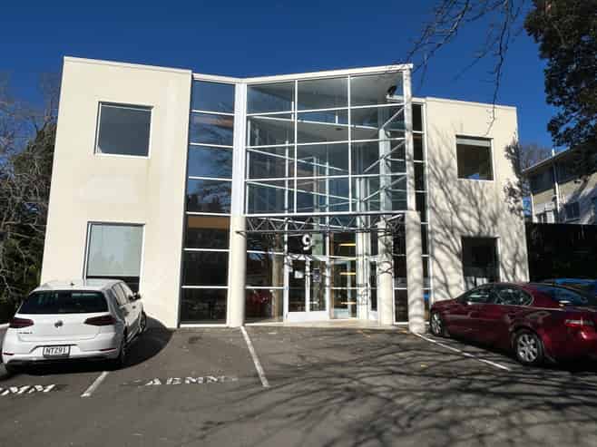 Striking City Fringe Offices