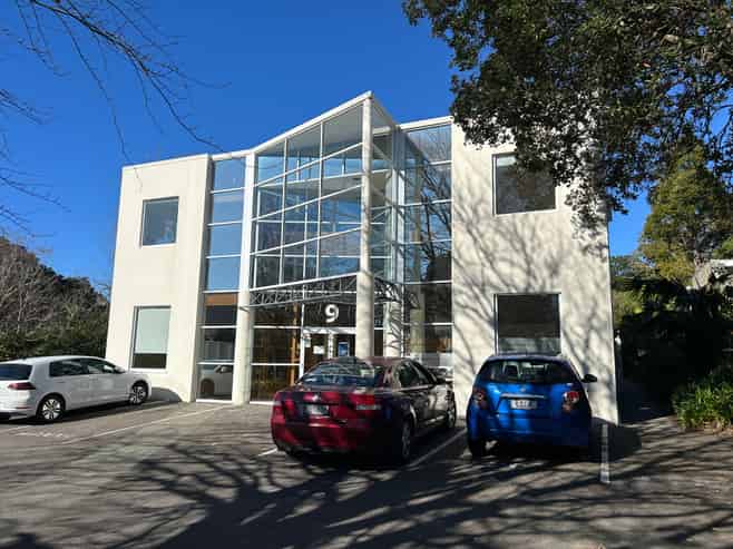 Striking City Fringe Offices