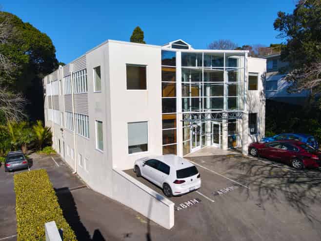 Striking City Fringe Offices