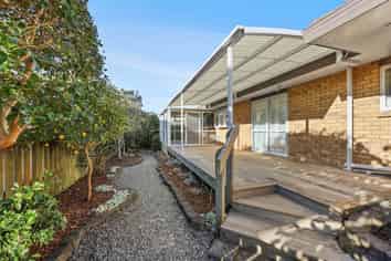 4 Davern Lane, New Lynn