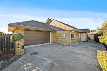 4 Davern Lane, New Lynn