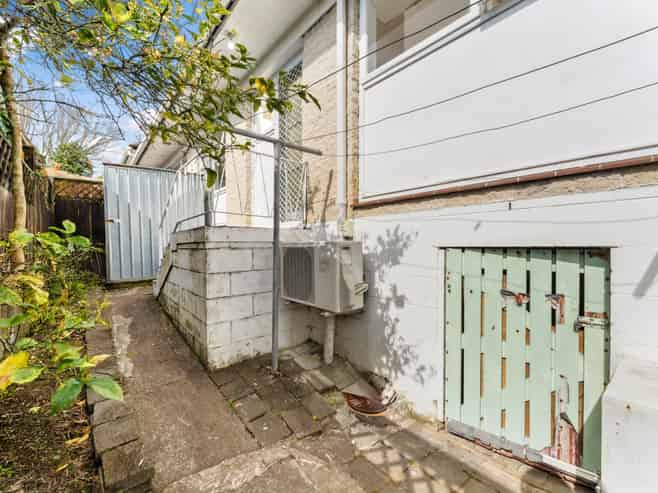 2/150 Hutchinson Avenue, New Lynn