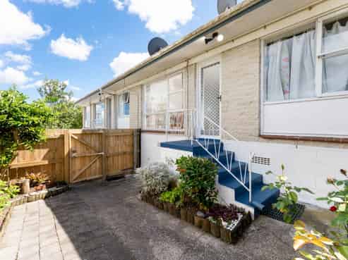 2/150 Hutchinson Avenue, New Lynn