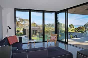 14 Winsomere Crescent, Westmere