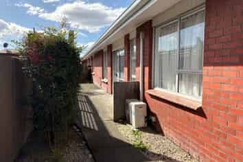 2/324 Havelock Street, Ashburton