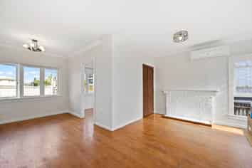 4039 Great North Road, Glen Eden