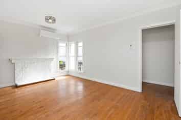 4039 Great North Road, Glen Eden