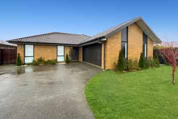 16 Rich Tce, Wigram