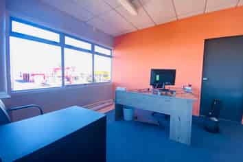 Step into a freshly renovated workspace Henderson