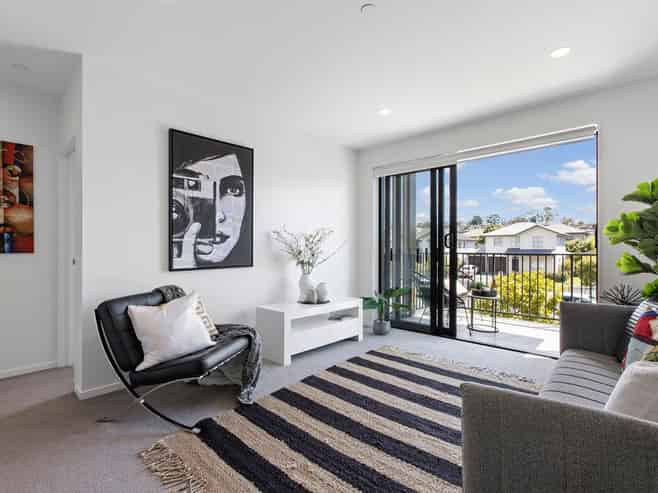 110/3 Bluegrey Ave, Stonefields
