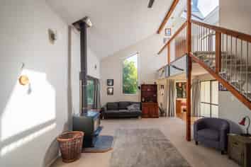 214 Rosebrook Road, Taiko