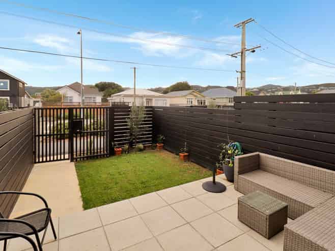 C/10 Tory Street, Petone