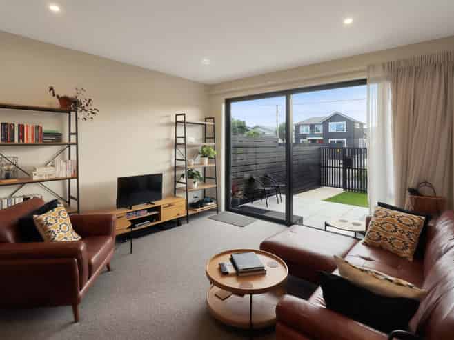C/10 Tory Street, Petone