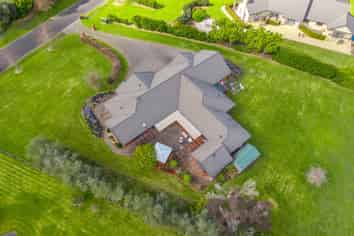 14 Aunceston Rise, Alfriston