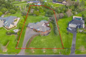14 Aunceston Rise, Alfriston