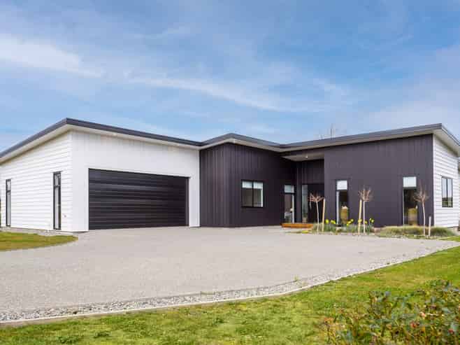21 Coralie Place, Masterton