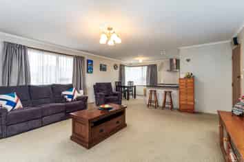 1 Short Street, Marchwiel
