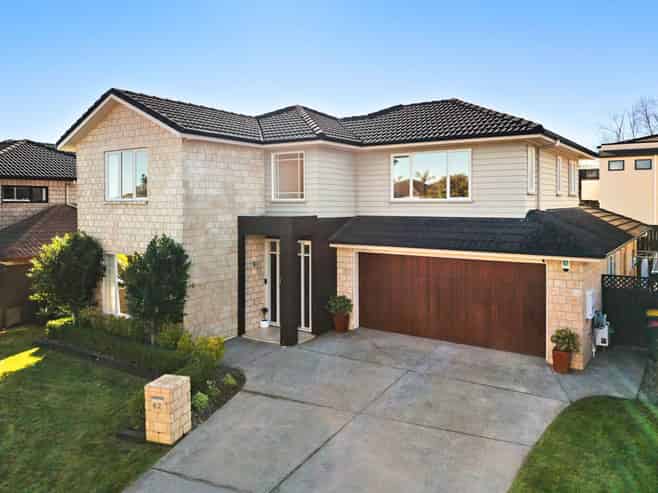 42 Coachman Drive, Flat Bush