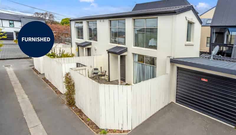 2/345 Armagh Street, Linwood