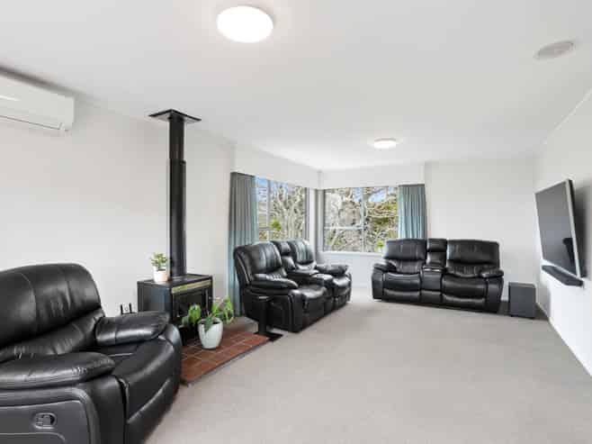 7 Highlight Parade, Te Atatu South