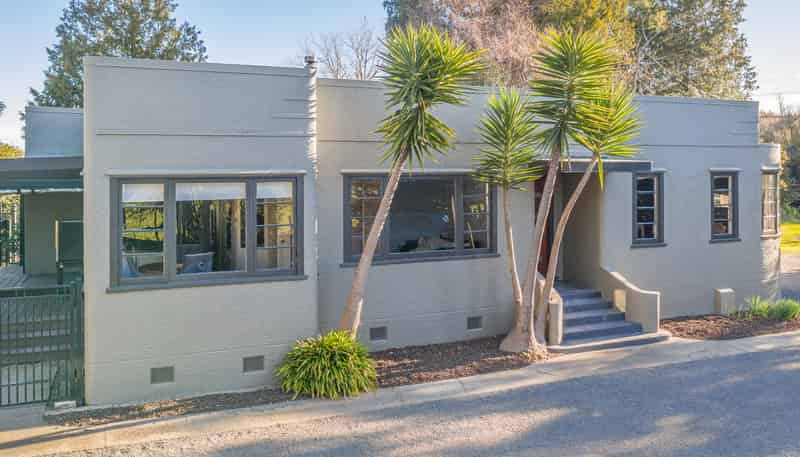 370 State Highway 57, Levin