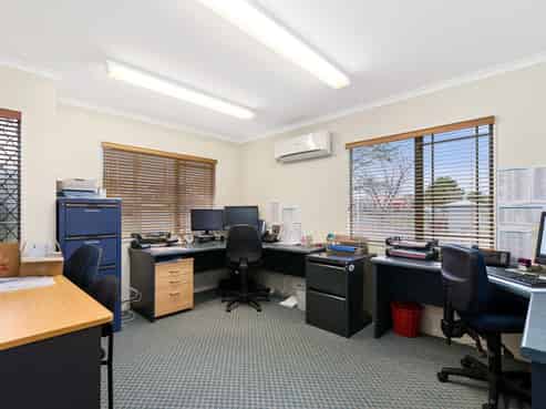 Modern, Professional, Stand-alone Offices