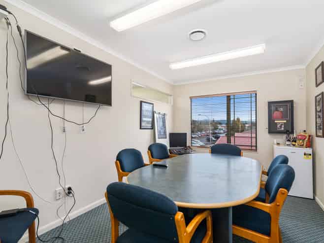 Modern, Professional, Stand-alone Offices