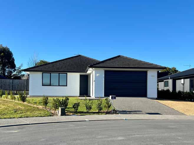 14 Syrah Lane, Martinborough