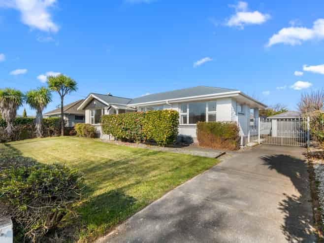 53 Greendale Avenue, Avonhead