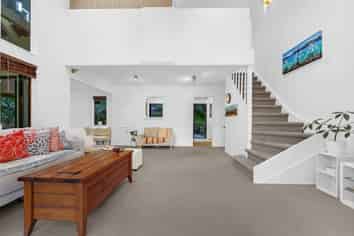 576C South Titirangi Road, Titirangi