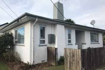24 Beckford Road, Saint Martins